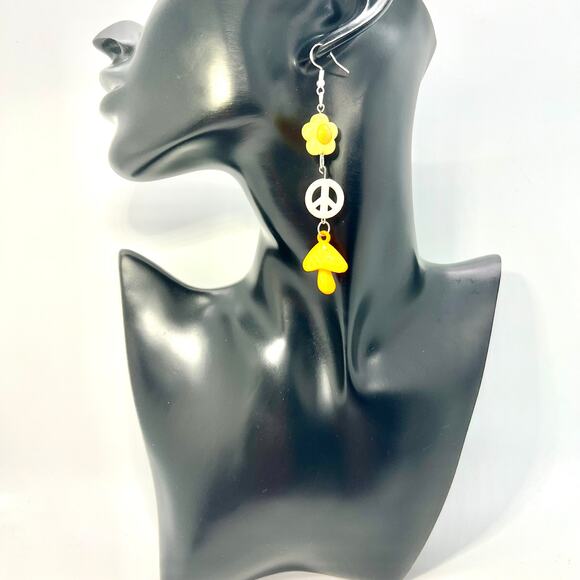 Mushroom Chain Earrings - Cottagecore Dangle Jewelry - Cute Aesthetic Style - Picture 6 of 16